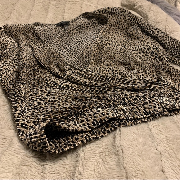 Long Sleeve Cross Front Top - Picture 3 of 3